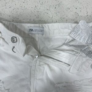 WHITE HIGH RISE ZARA SHORTS